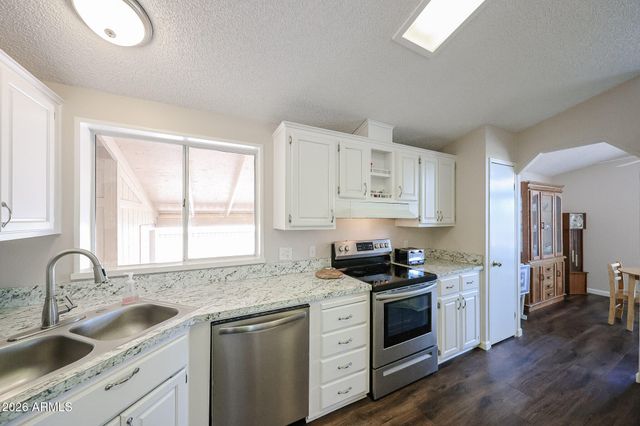 3901 E PINNACLE PEAK Road 355, Phoenix, AZ 85050