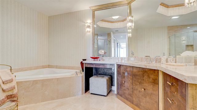 4240 Galt Ocean Drive 2303, Fort Lauderdale, FL 33308