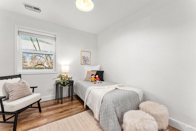 433 N Rene Pl., Eagle, ID 83616