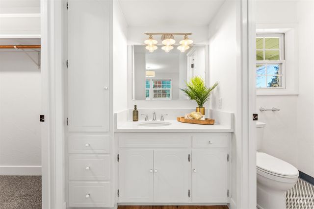 433 N Rene Pl., Eagle, ID 83616