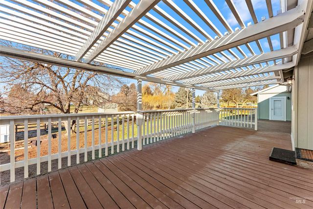 433 N Rene Pl., Eagle, ID 83616