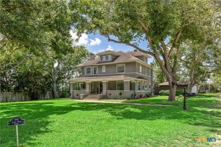 1004 Mitchell Street, Gonzales, TX 78629