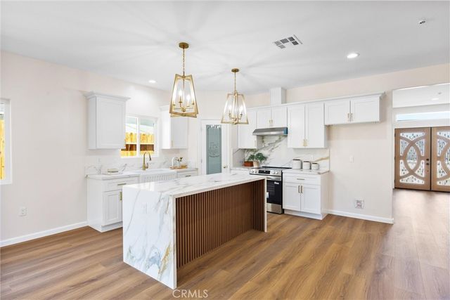 4906 Redbank Road, Bakersfield, CA 93307