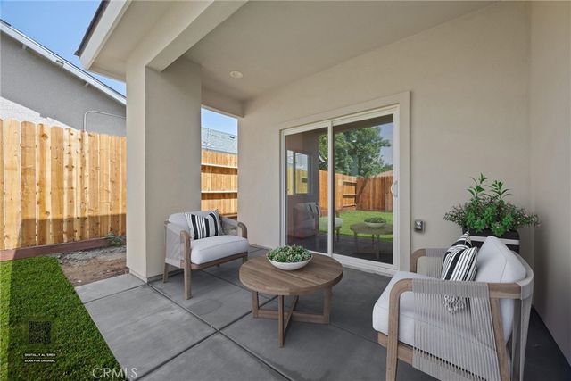 4906 Redbank Road, Bakersfield, CA 93307