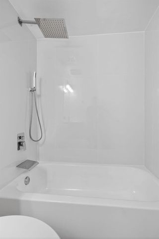 5561 Lakeside Drive 107, Margate, FL 33063