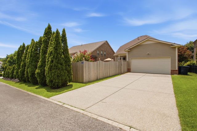 405 Letitia Dr, Franklin, TN 37067