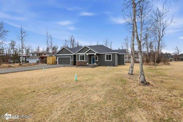 5774 N Buttermilk Circle, Wasilla, AK 99654