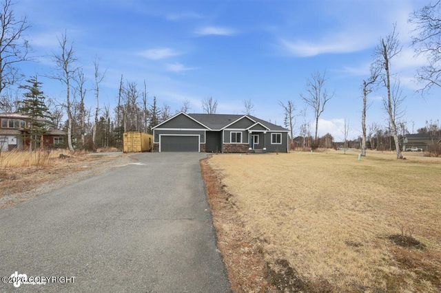 5774 N Buttermilk Circle, Wasilla, AK 99654