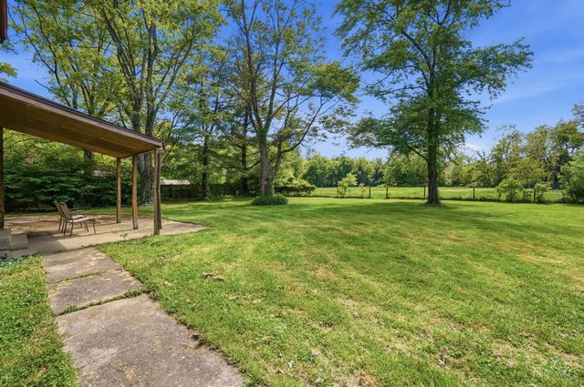 4 Little Indian Trail, New Richmond, OH 45157