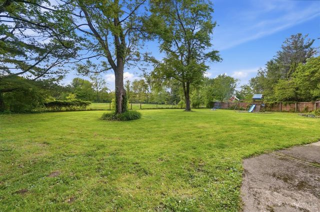 4 Little Indian Trail, New Richmond, OH 45157