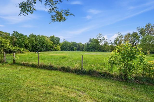 4 Little Indian Trail, New Richmond, OH 45157
