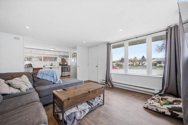 1520 Perkins Avenue, Richland, WA 99354