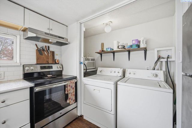 1520 Perkins Avenue, Richland, WA 99354