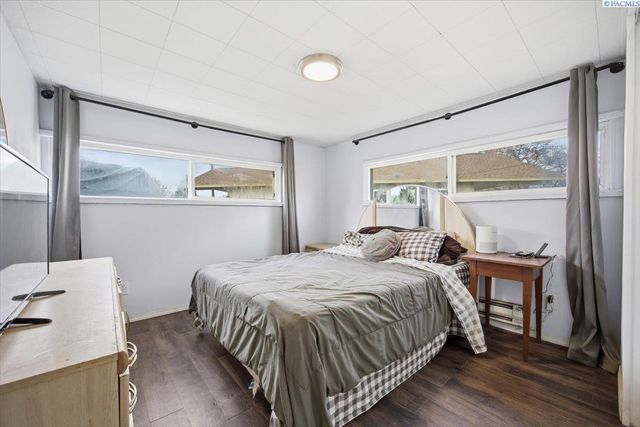 1520 Perkins Avenue, Richland, WA 99354