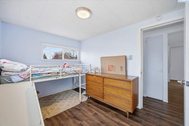 1520 Perkins Avenue, Richland, WA 99354