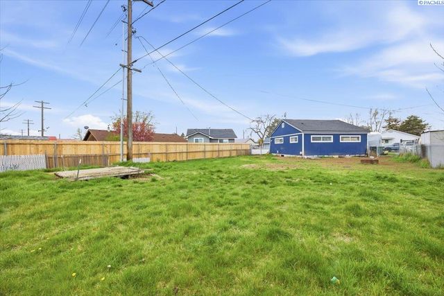 1520 Perkins Avenue, Richland, WA 99354
