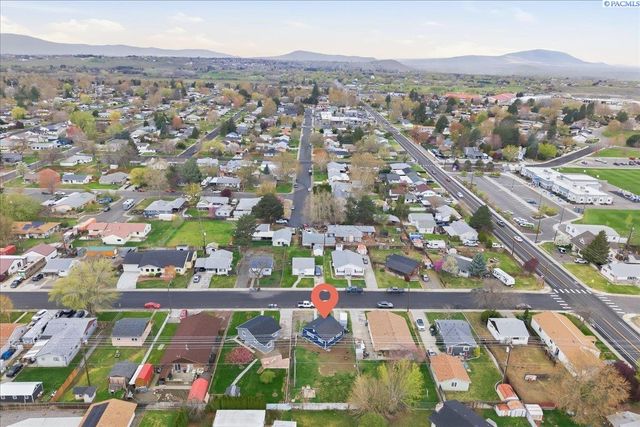 1520 Perkins Avenue, Richland, WA 99354