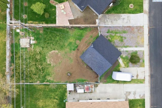 1520 Perkins Avenue, Richland, WA 99354