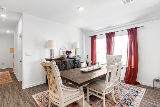 7762 Joe Lynn Trails, Denham Springs, LA 70726