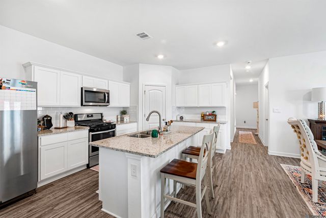 7762 Joe Lynn Trails, Denham Springs, LA 70726