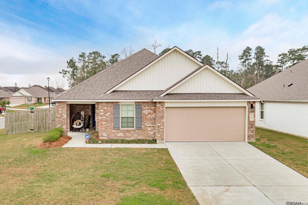 7762 Joe Lynn Trails, Denham Springs, LA 70726