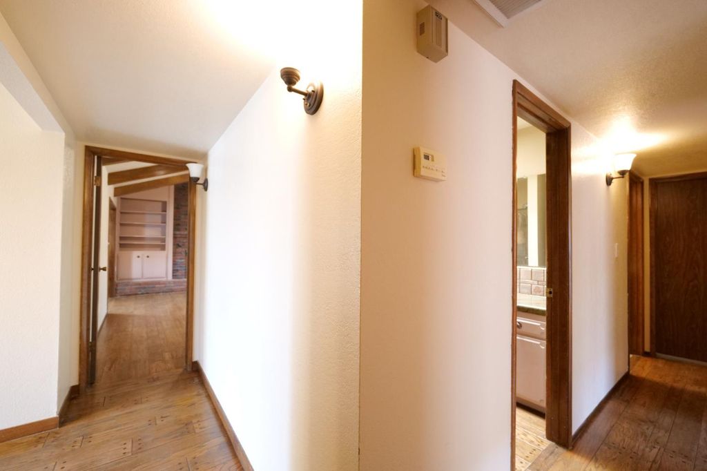 Image 22 of property listing at 7684 N 6th Street, Fresno, CA 93720
