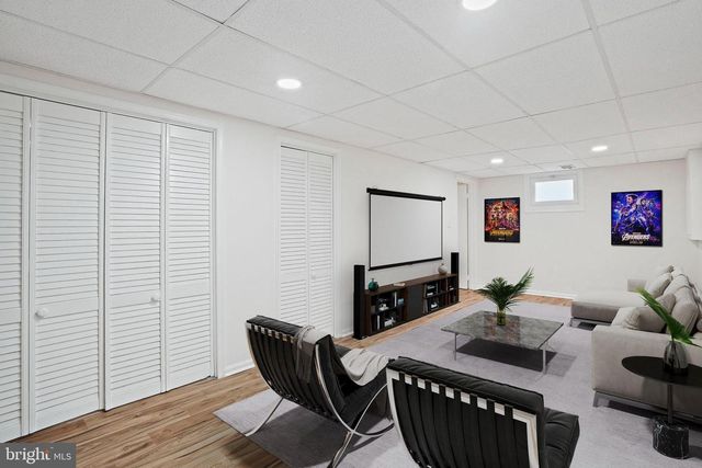 6607 LONE OAK DR, Bethesda, MD 20817