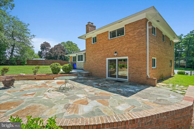 6607 LONE OAK DR, Bethesda, MD 20817
