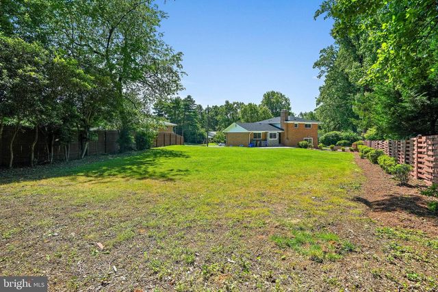 6607 LONE OAK DR, Bethesda, MD 20817