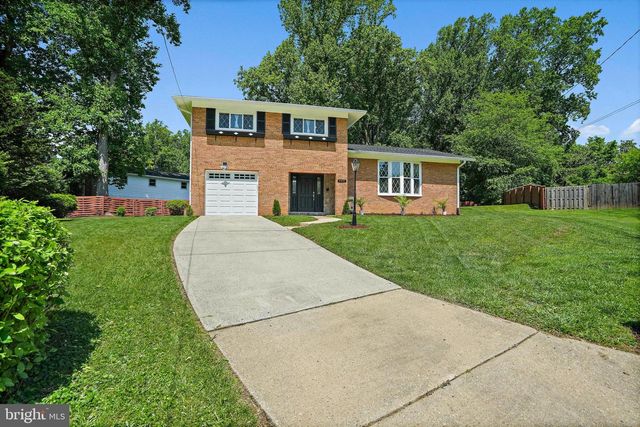 6607 LONE OAK DR, Bethesda, MD 20817