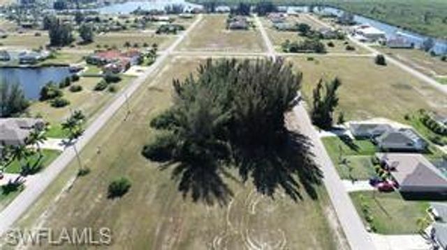 2815 NW 45th PL, Cape Coral, FL 33993