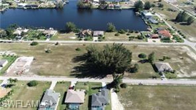 2815 NW 45th PL, Cape Coral, FL 33993