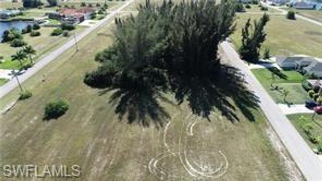 2815 NW 45th PL, Cape Coral, FL 33993