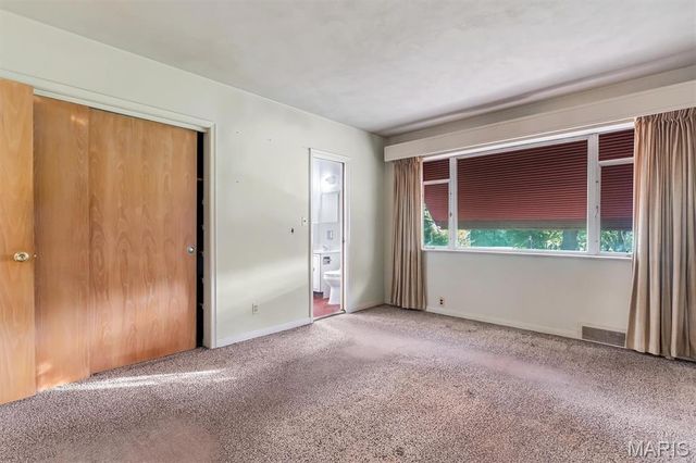 5935 Highfield Road, St Louis, MO 63109