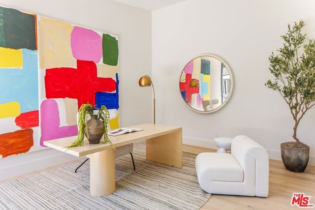 1749 Mandeville Lane, Los Angeles, CA 90049