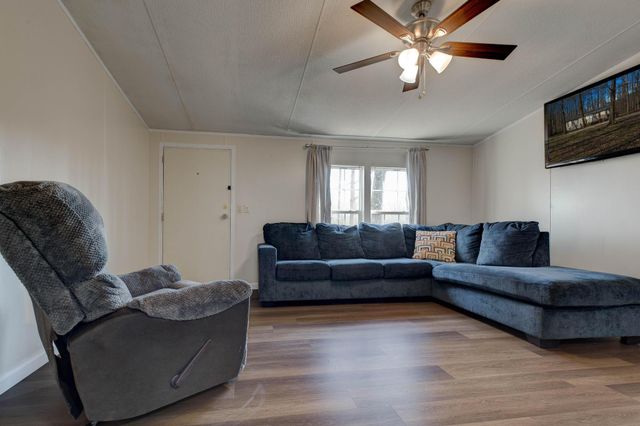 1357 State Highway 1050, Jeffersonville, KY 40337