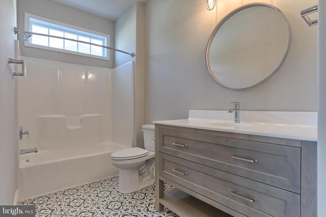 018 STARLIGHT LANE, Lebanon, PA 17046
