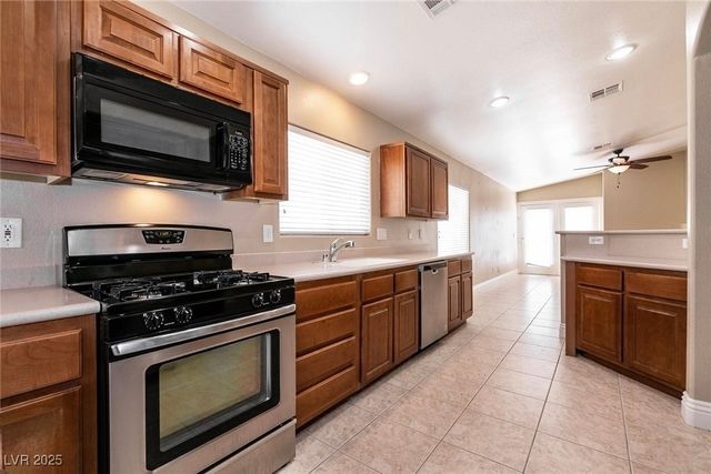 2295 Dakota Sky Court, Henderson, NV 89052