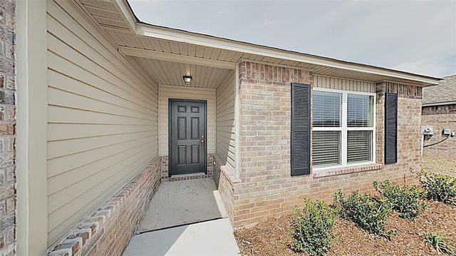 10609 SW 23rd Terrace, Yukon, OK 73099