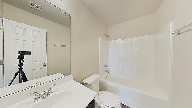 10609 SW 23rd Terrace, Yukon, OK 73099