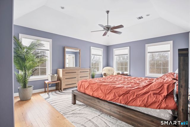 11 Catbird Lane, East Lyme, CT 06333