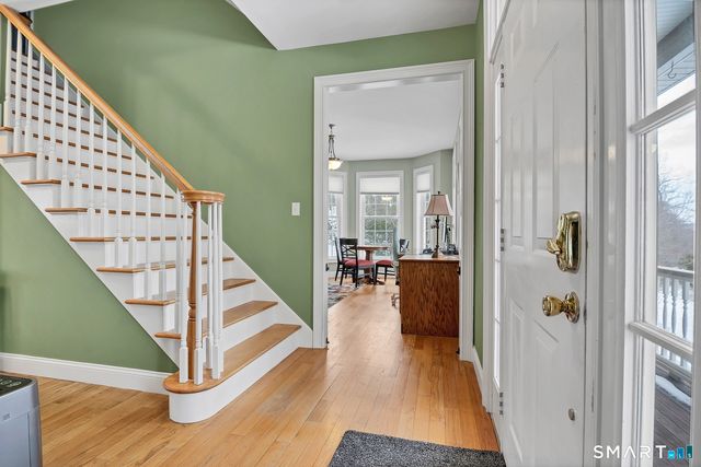 11 Catbird Lane, East Lyme, CT 06333