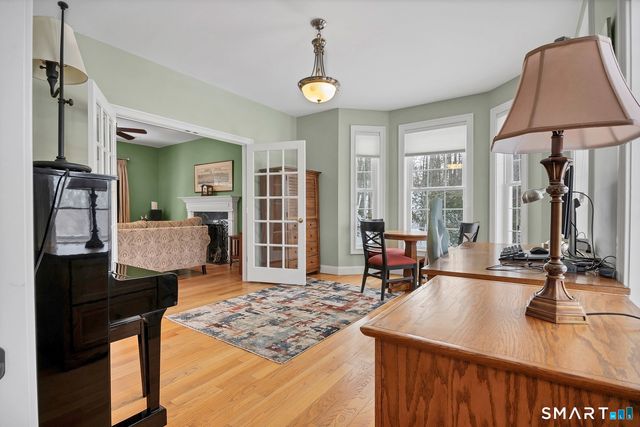 11 Catbird Lane, East Lyme, CT 06333