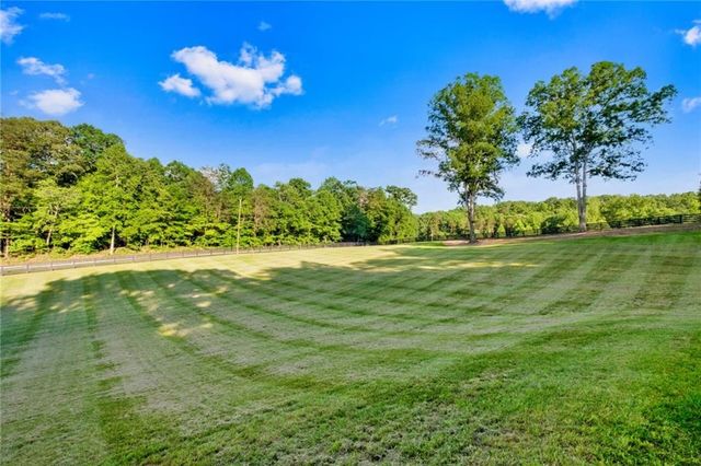 5608 Azelia Drive, Gainesville, GA 30506