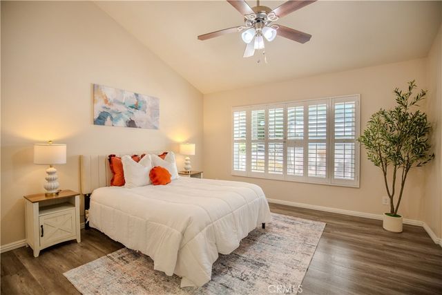 2528 N Tustin D, Santa Ana, CA 92705