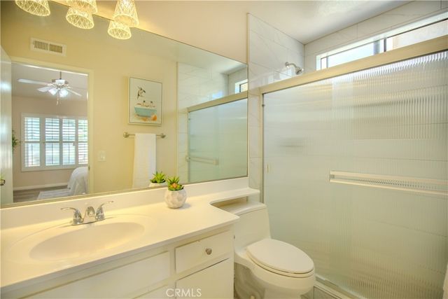 2528 N Tustin D, Santa Ana, CA 92705