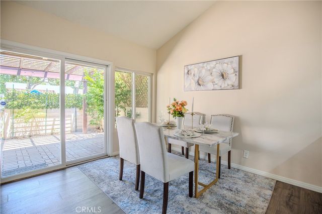2528 N Tustin D, Santa Ana, CA 92705