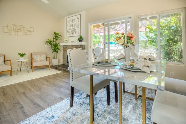 2528 N Tustin D, Santa Ana, CA 92705