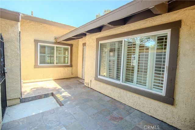 2528 N Tustin D, Santa Ana, CA 92705