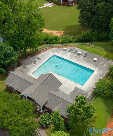 7103 Pinyon Pine Lane SE, Owens Cross Roads, AL 35763